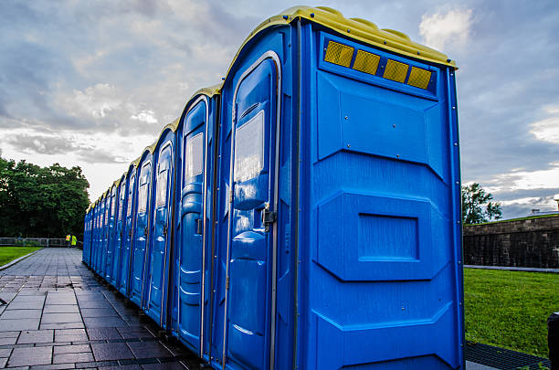 Best Porta potty rental near me  in Fox Crossing, WI